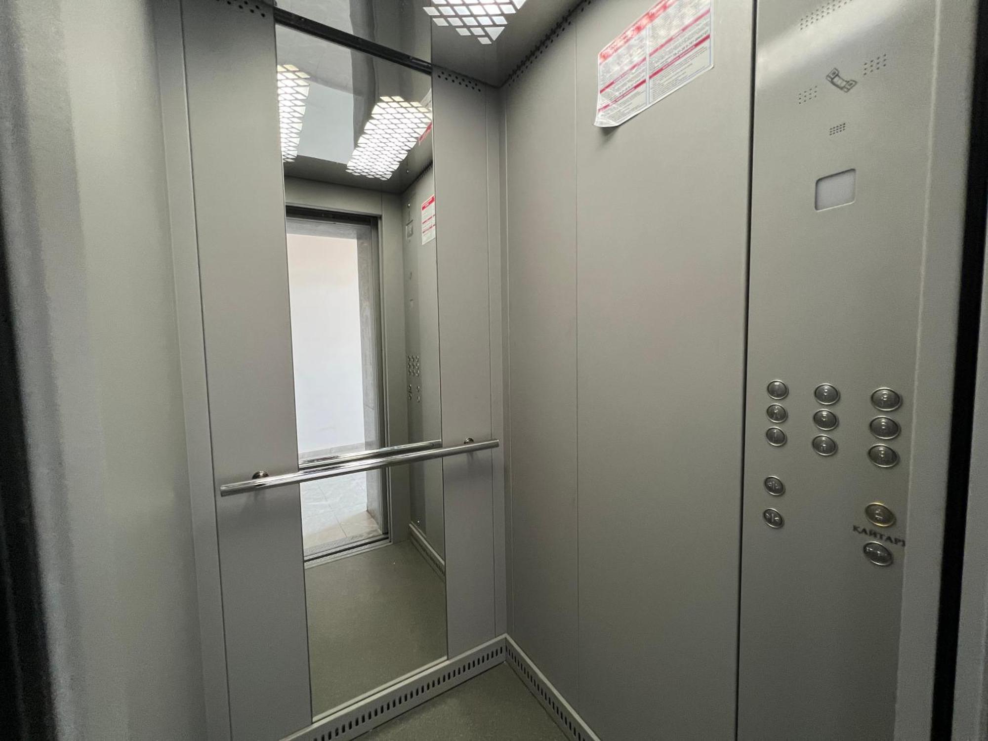 Квартира Smart В Новом Доме Pawlodar Exterior foto