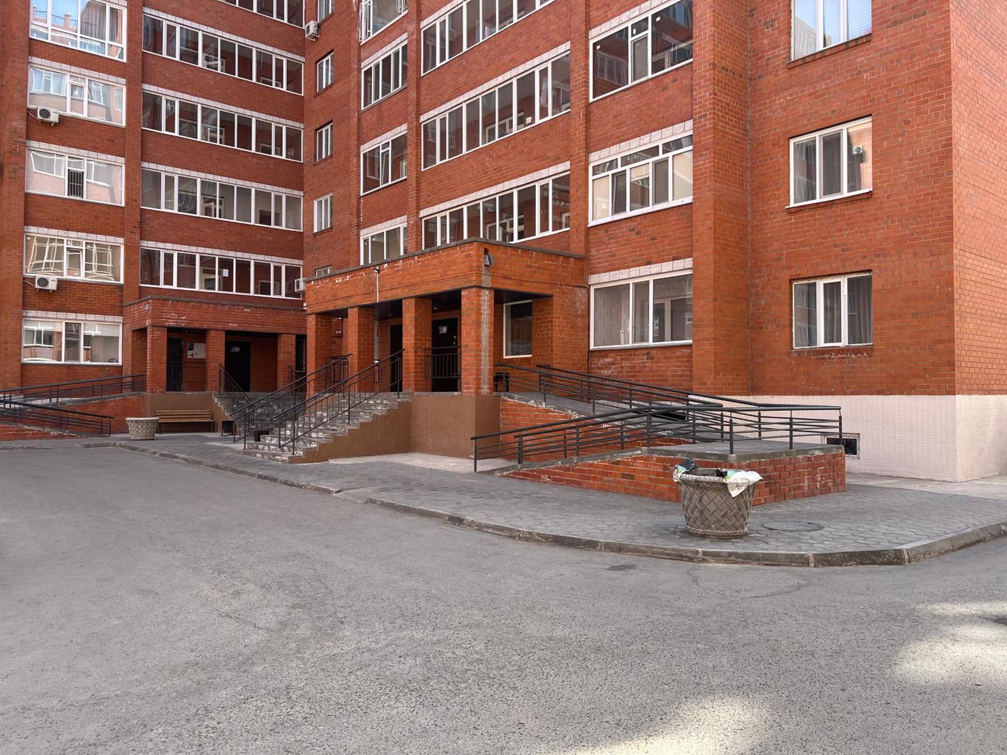 Квартира Smart В Новом Доме Pawlodar Exterior foto